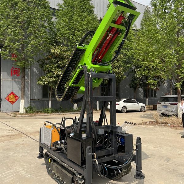 小型履帶全液壓鉆機有什么特點(diǎn)